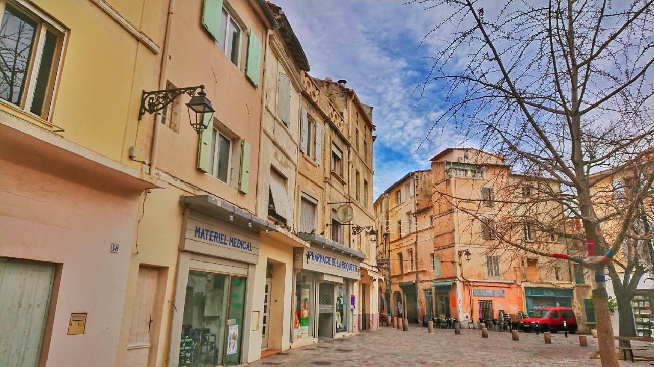 Place De La Roquette, Centre Historique Арль Екстер'єр фото